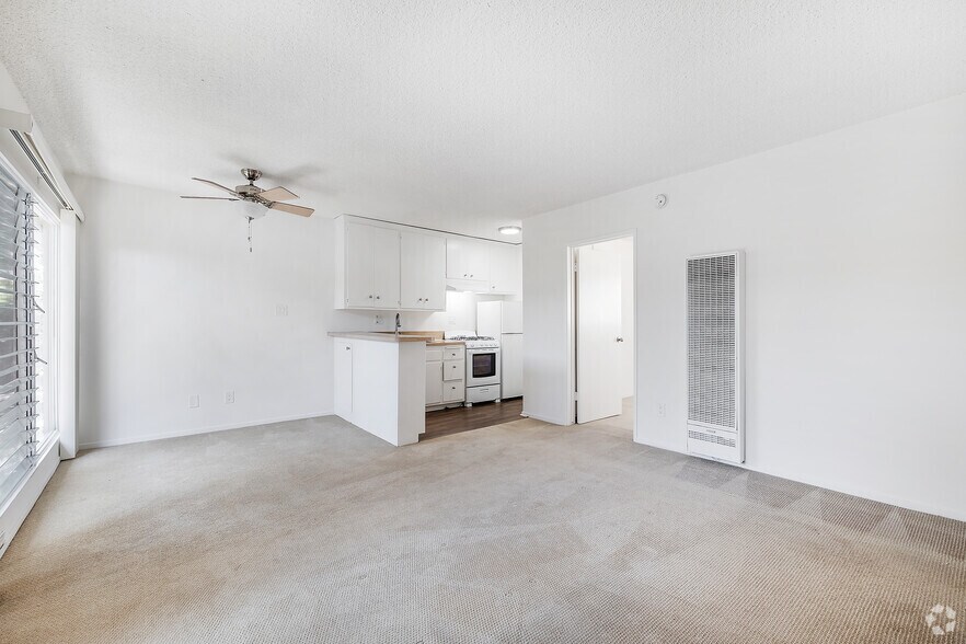 More Photos Of 1666 Federal Ave, Los Angeles Apartments For Sale