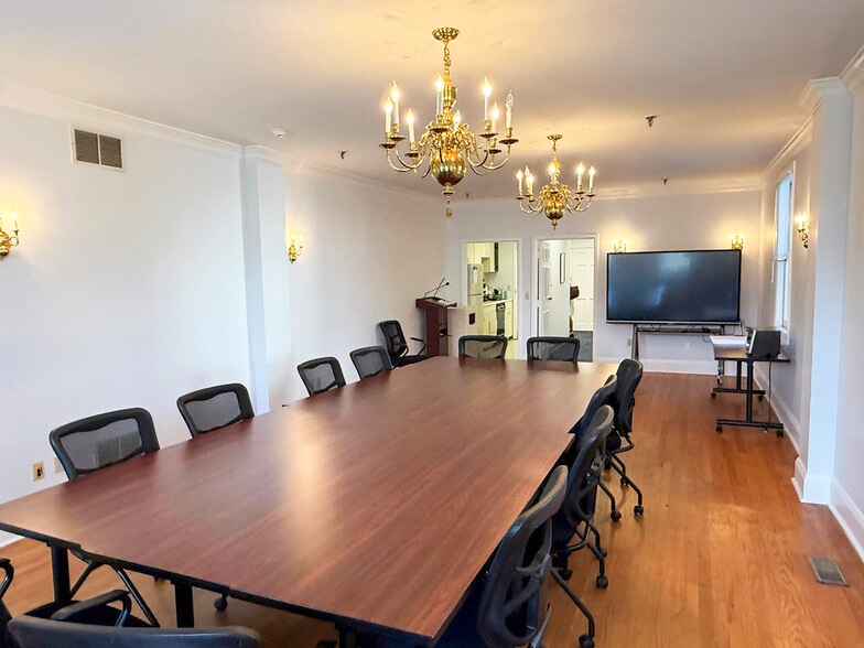 More Photos Of 1 Park St, Norwalk Loft Creative Space For Lease