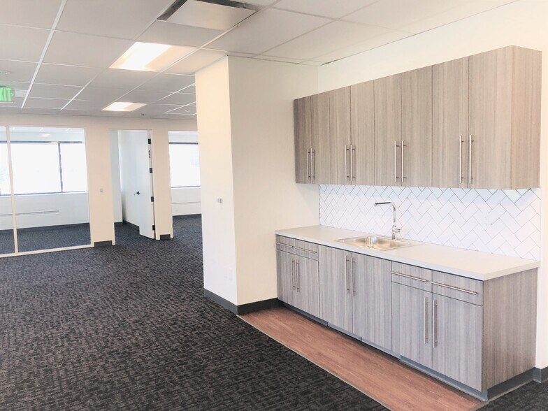 More Photos Of 395 Oyster Point Blvd, South San Francisco Unknown For Lease