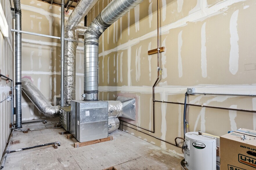 More Photos Of 203-205 W Central Ave, Lompoc Office For Lease