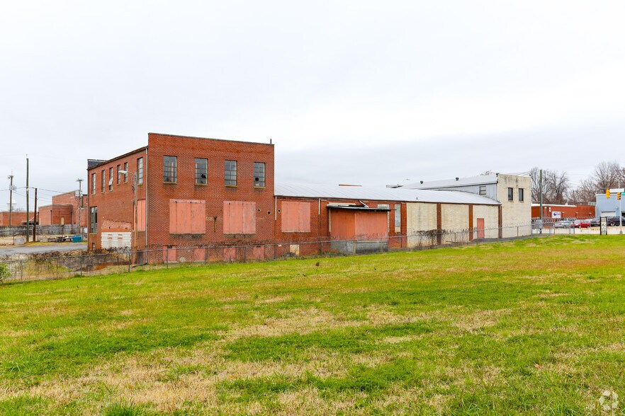 More Photos Of 507 W Franklin Blvd, Gastonia Specialty For Sale