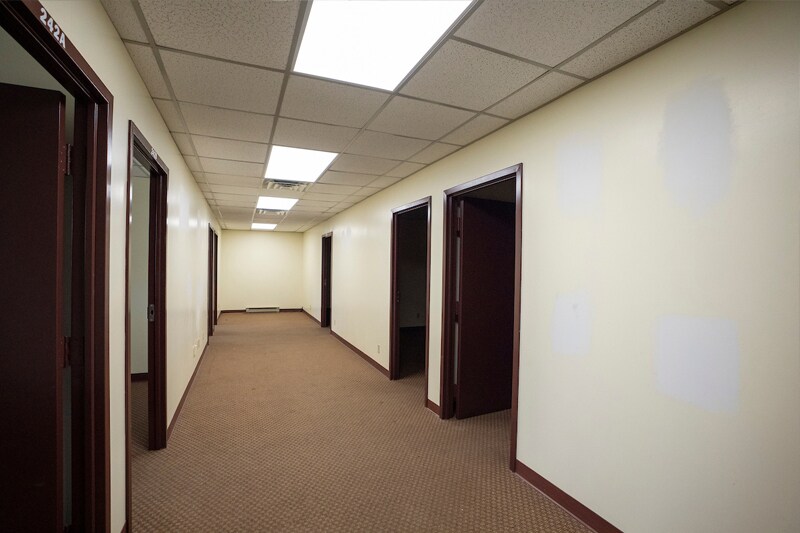 More Photos Of 333 Waller Ave, Lexington Medical For Sale