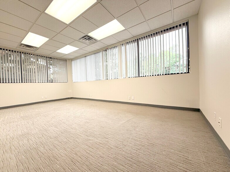 More Photos Of 8778 Wolff Ct, Westminster Office For Lease