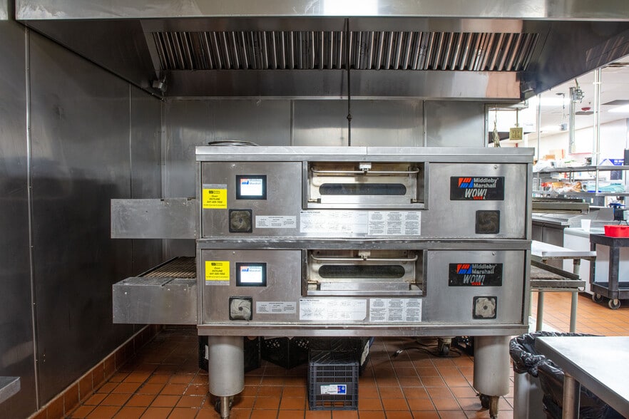 More Photos Of 725 Broadway, South Portland Restaurant For Sale