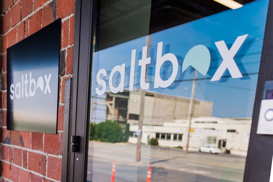 More Photos Of 4786-4790 1st Ave S, Seattle Warehouse For Lease