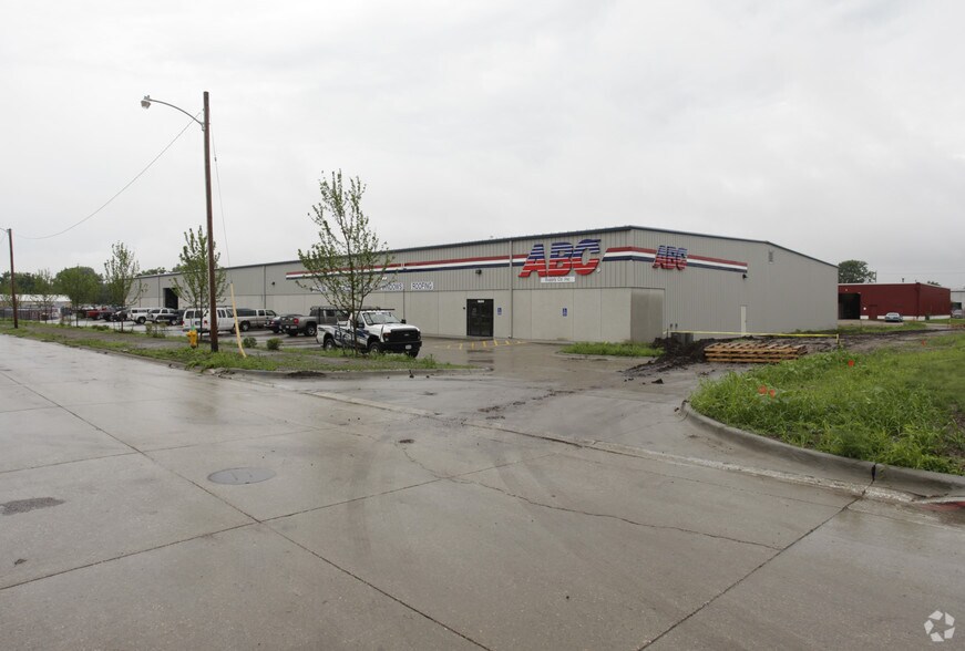 More Photos Of 1824 De Wolf St, Des Moines Warehouse For Lease
