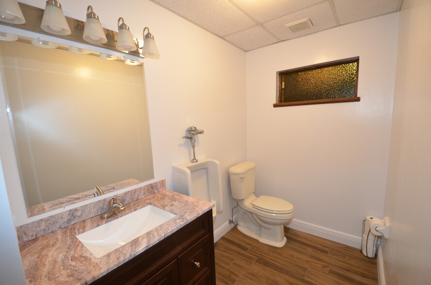 More Photos Of 3881 S Nova Rd, Port Orange Office For Sale