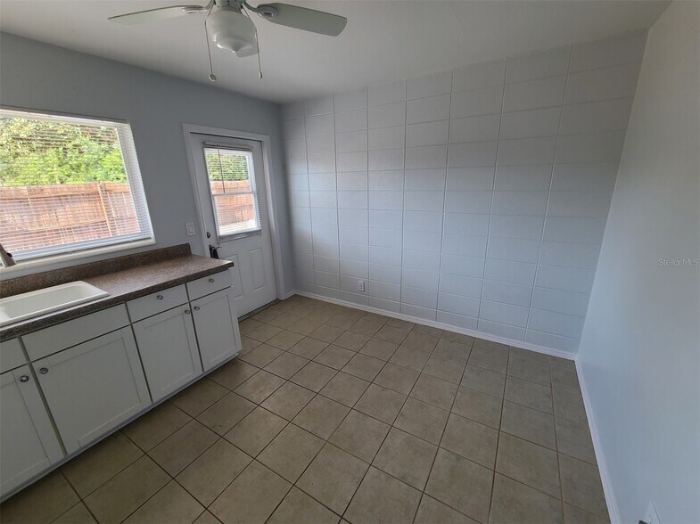 More Photos Of 12210 Genoa Dr, North Port Apartments For Sale