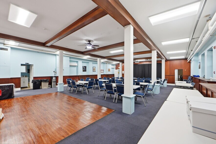 More Photos Of 401-407 N Patterson Park Ave, Baltimore Religious Facility For Sale