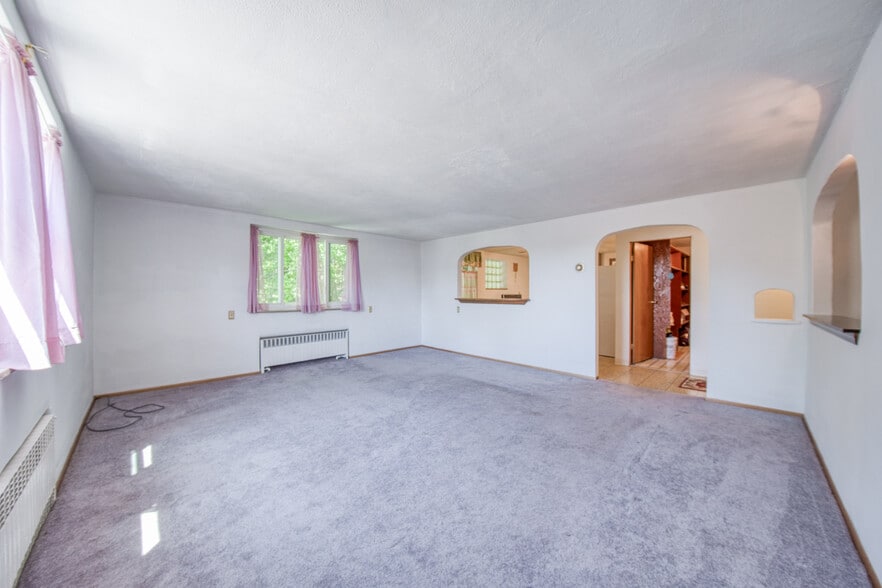 More Photos Of 5614 Verona Rd, Verona Office Residential For Sale