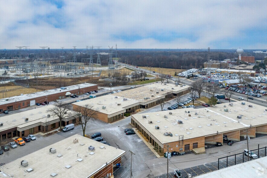 More Photos Of 1221-1243 Rand Rd, Des Plaines Unknown For Lease