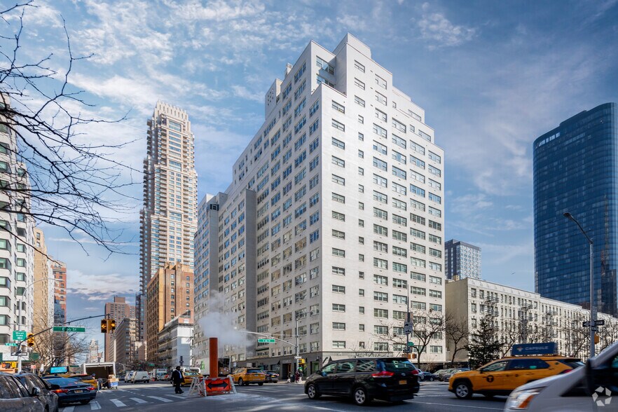 Primary Photo Of 1140 3rd Ave, New York Apartments For Lease