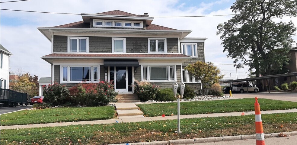 Primary Photo Of 611 S Capitol Ave, Lansing Office Residential For Lease