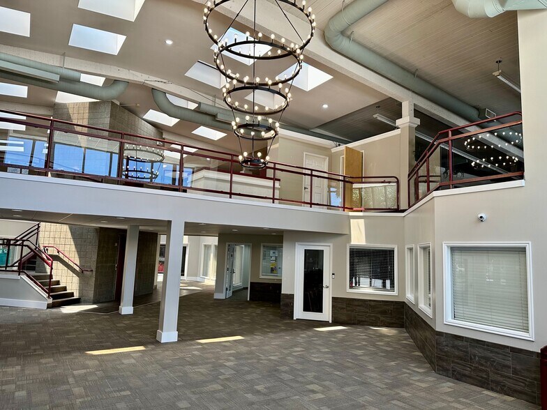 More Photos Of 2909 Washington Blvd, Ogden Medical For Lease