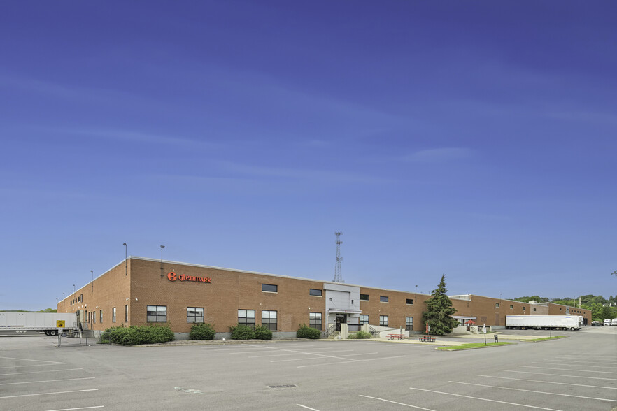 More Photos Of 301 Island Rd, Mahwah Warehouse For Lease