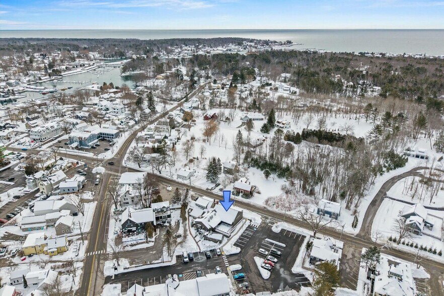More Photos Of 27 Western Ave, Kennebunk Restaurant For Sale