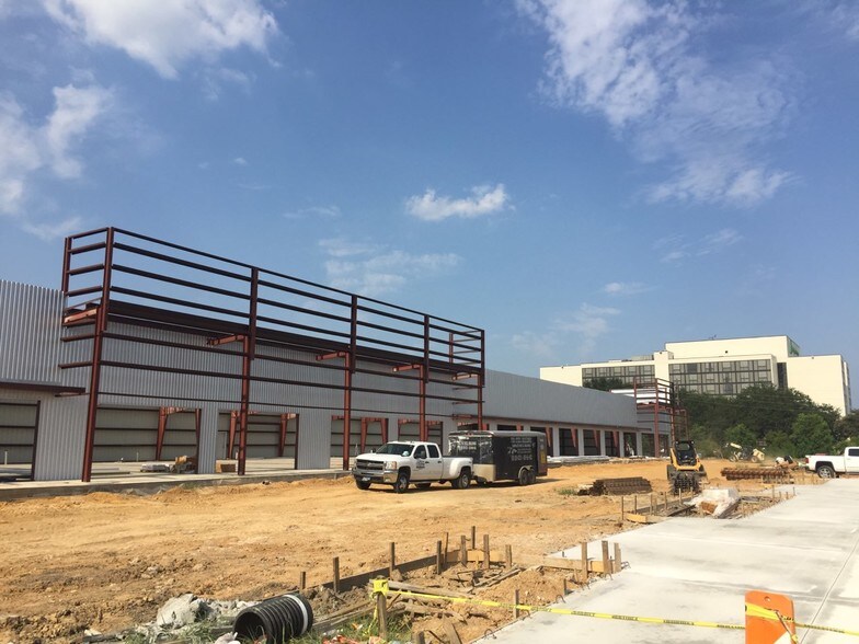 More Photos Of 5780 Walden Rd, Beaumont Unknown For Lease