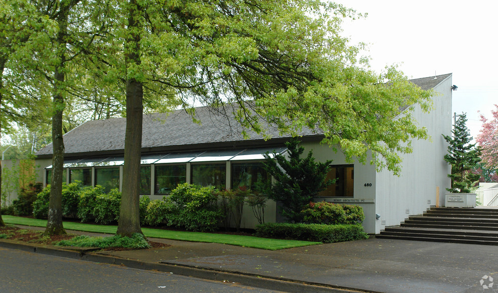 Primary Photo Of 460 E 2nd Ave, Eugene Office For Lease