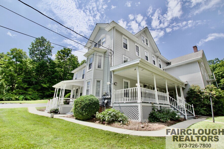More Photos Of 224 Glen Rd, Sparta Apartments For Sale