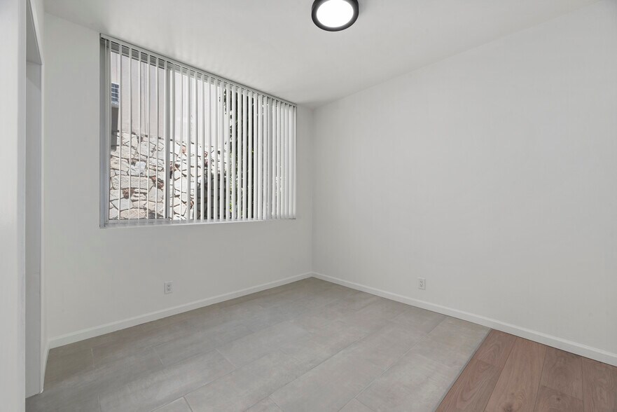 More Photos Of 329 S Rexford Dr, Beverly Hills Apartments For Sale