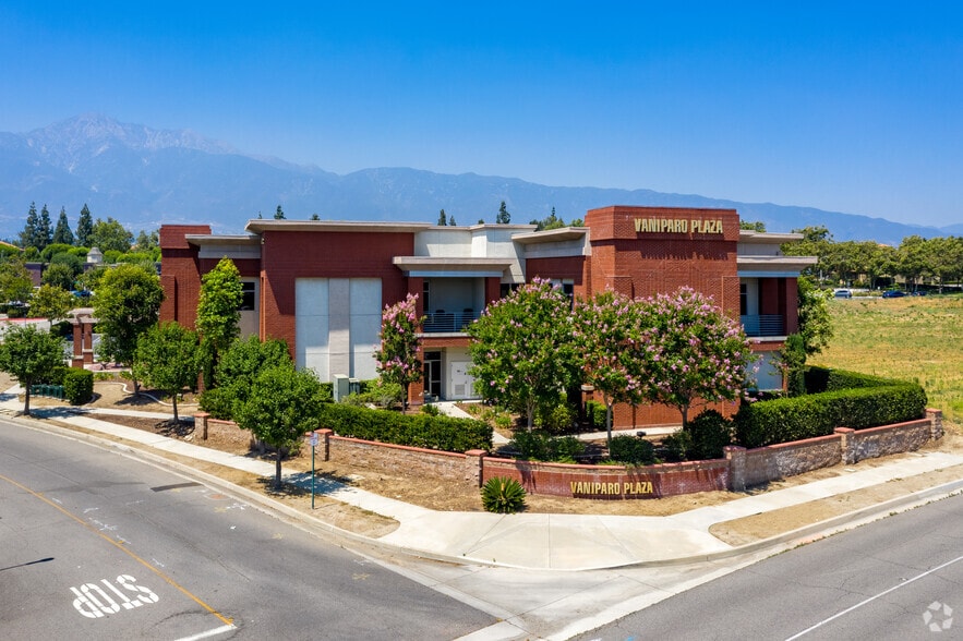 More Photos Of 10832 Laurel St, Rancho Cucamonga Office For Lease