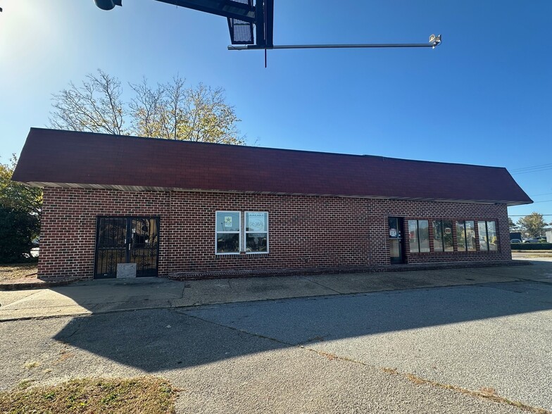 Primary Photo Of 5901 E Virginia Beach Blvd, Norfolk Auto Dealership For Sale