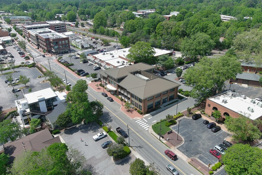More Photos Of 215 E Chatham St, Cary Loft Creative Space For Lease