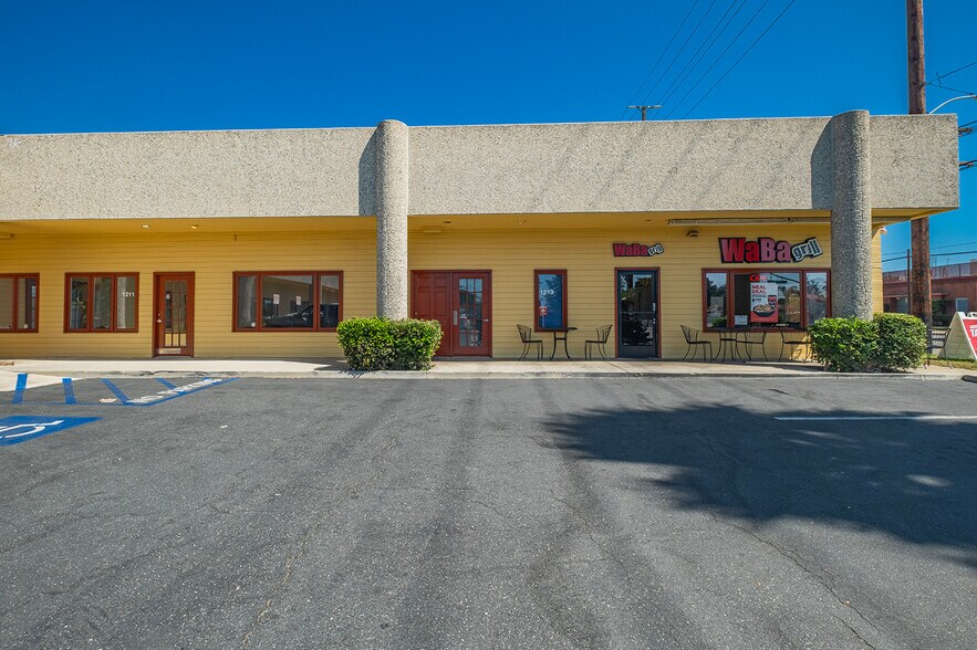 More Photos Of 1201-1215 E Warner Ave, Santa Ana Light Manufacturing For Sale