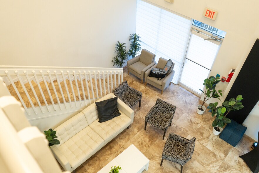 More Photos Of 14066 NW 82nd Ave, Miami Lakes Light Distribution For Sale