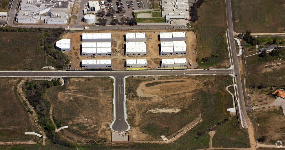 More Photos Of 30786 Wealth St, Murrieta Warehouse For Lease