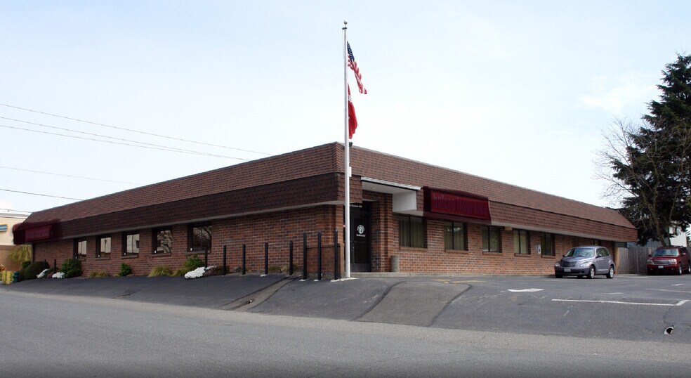 Primary Photo Of 8740-8746 Mary Ave NW, Seattle Office Residential For Lease