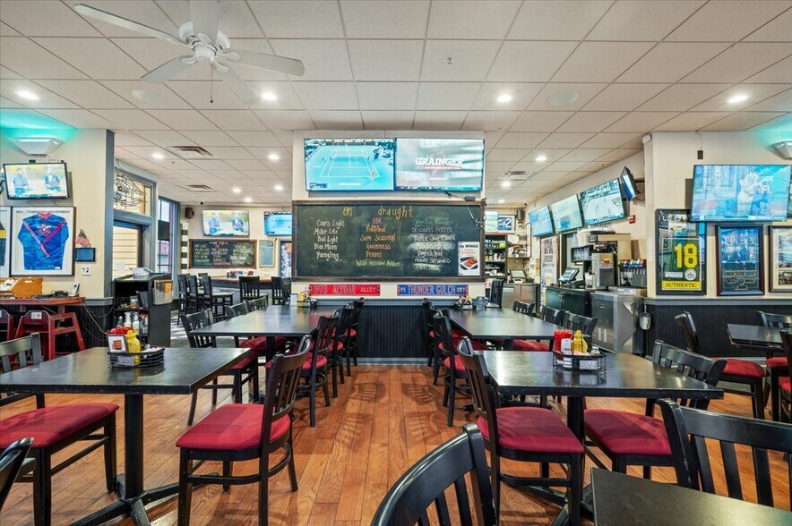 More Photos Of 108-114 Congress St, Saratoga Springs Restaurant For Sale