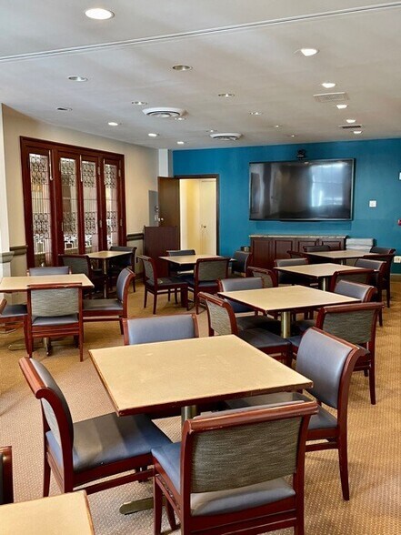 More Photos Of 233 E Redwood St, Baltimore Coworking Space