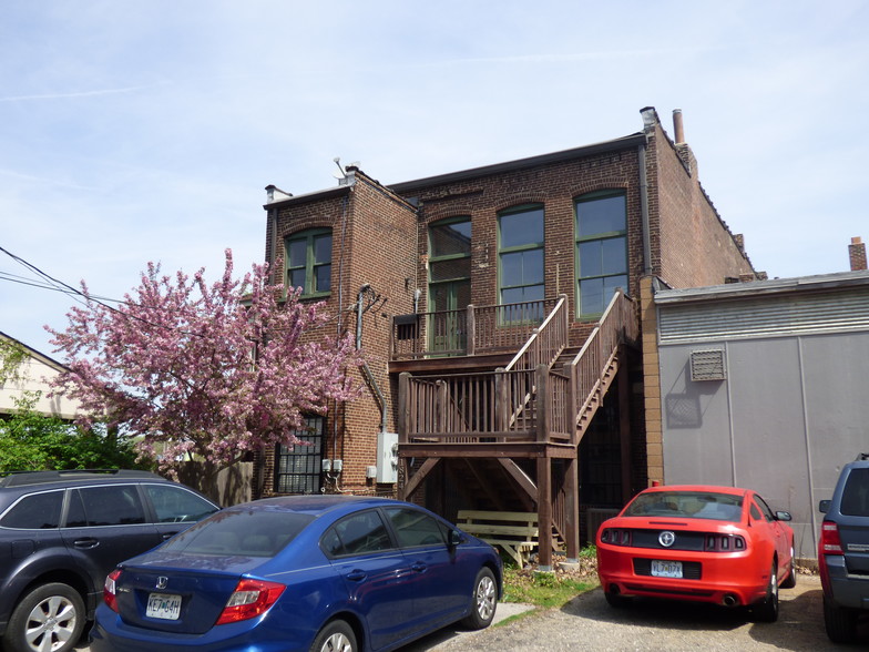 More Photos Of 1826 Chouteau Ave, Saint Louis Loft Creative Space For Sale
