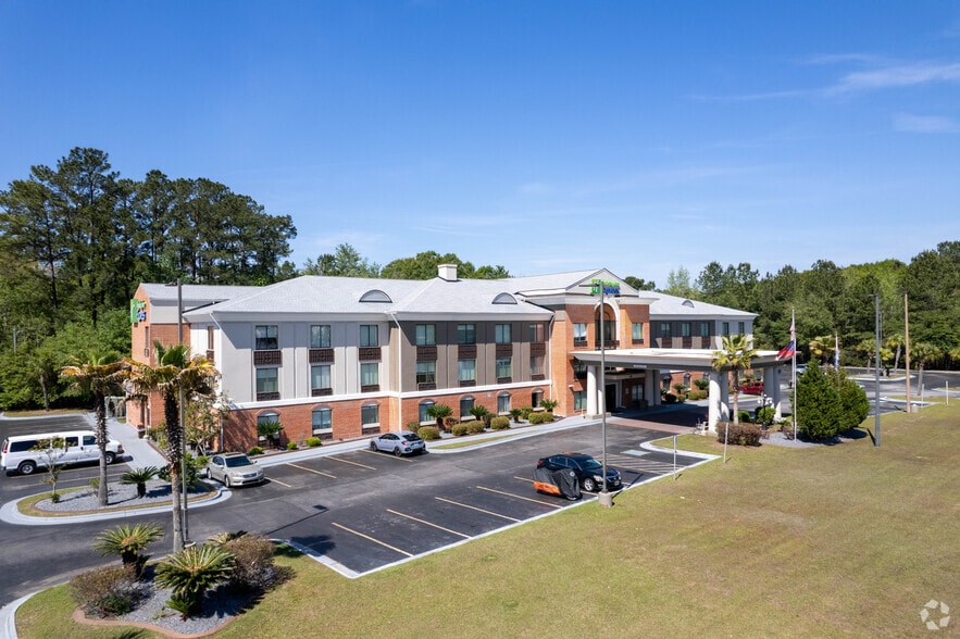 More Photos Of 1388 E Oglethorpe Hwy, Hinesville Hotel For Sale