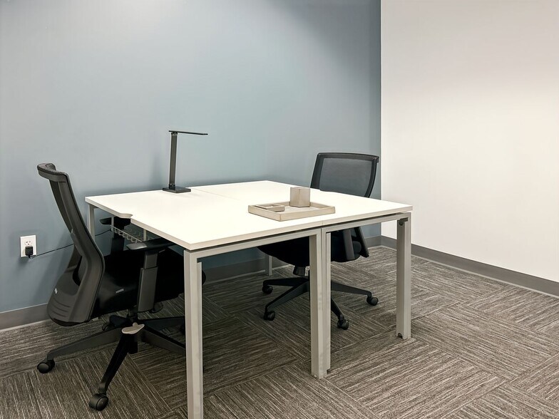 More Photos Of 1 Oakwood Dr, Scranton Coworking Space