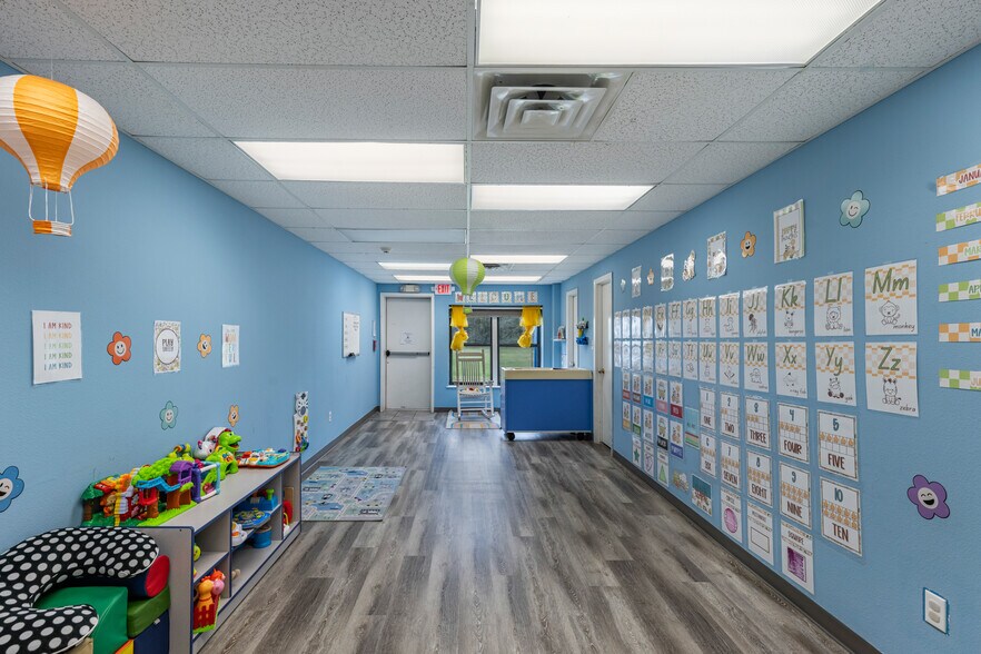 More Photos Of 3421 E Walnut St, Pearland Daycare Center For Sale