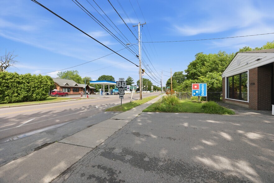 More Photos Of 1548 North Ave, Burlington General Retail For Sale