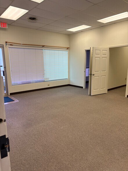 More Photos Of 107 E Avenue B, Killeen Loft Creative Space For Lease