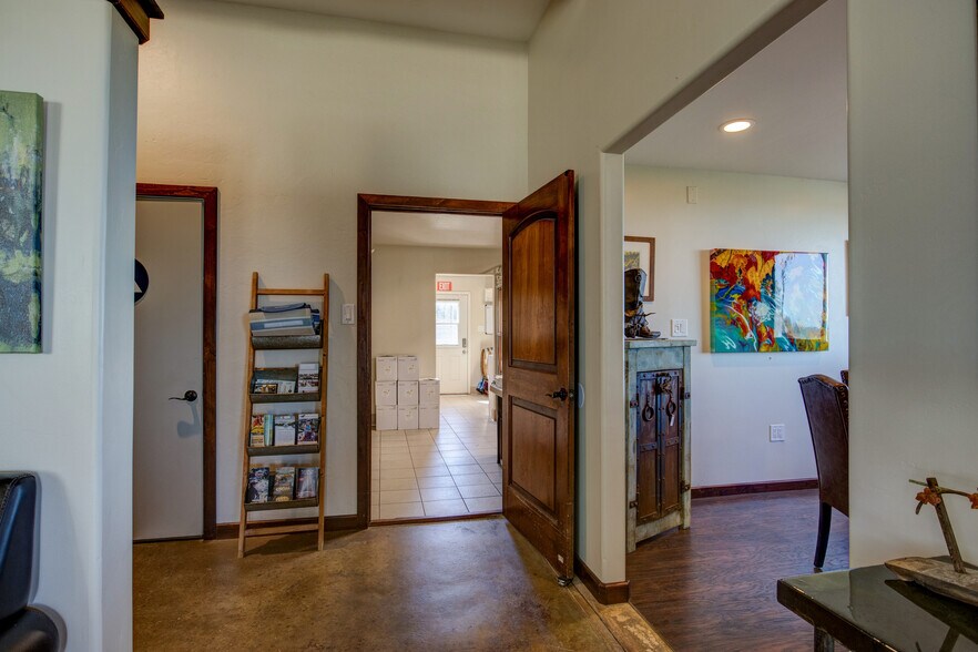 More Photos Of 7449 Fairplay Rd, Somerset Specialty For Sale