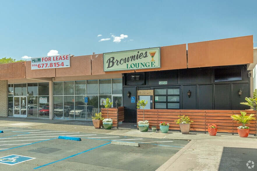 More Photos Of 5892 S Land Park Dr, Sacramento Unknown For Lease
