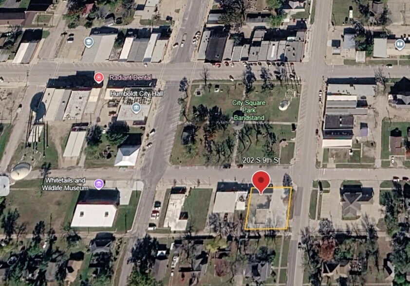 More Photos Of 202 S 9th St, Humboldt General Retail For Sale
