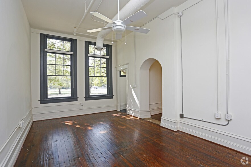 More Photos Of 401 N Carroll Ave, Dallas Apartments For Sale