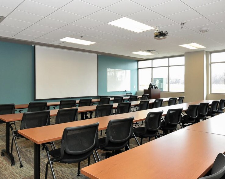 More Photos Of 9000 Quantrelle Ave NE, Otsego Office For Lease
