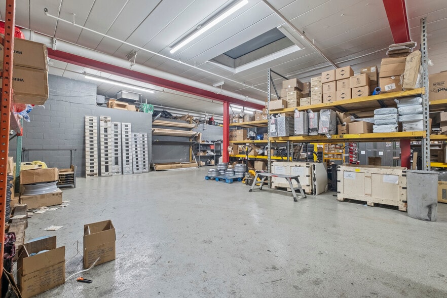 More Photos Of 1529 N 31st Ave, Melrose Park Truck Terminal For Lease