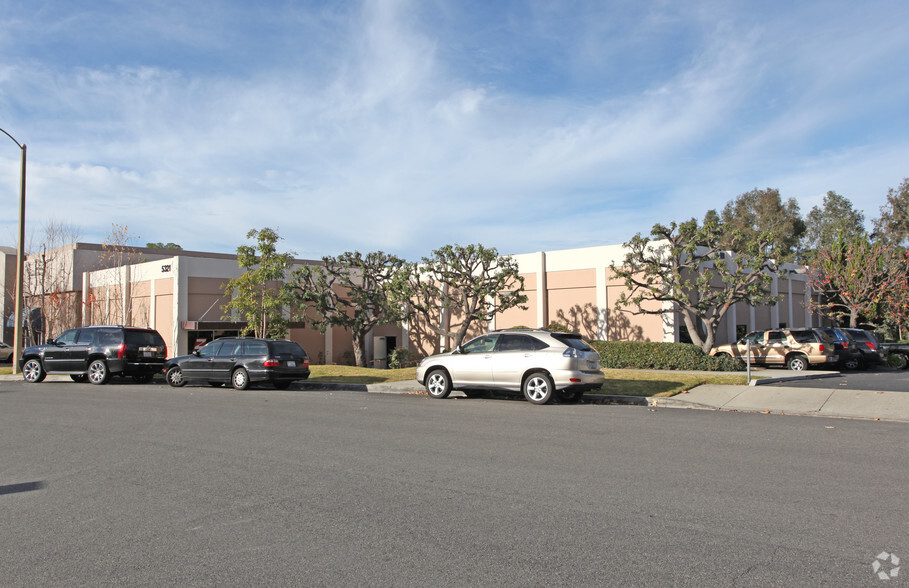 Primary Photo Of 5347-5351 Sterling Center Dr, Westlake Village Unknown For Lease