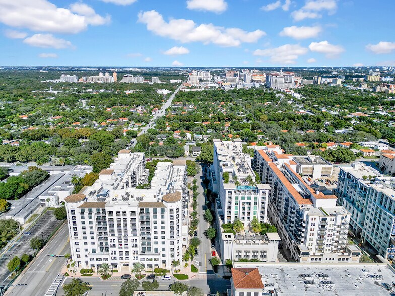 More Photos Of 4070-4090 Laguna St, Coral Gables Medical For Lease