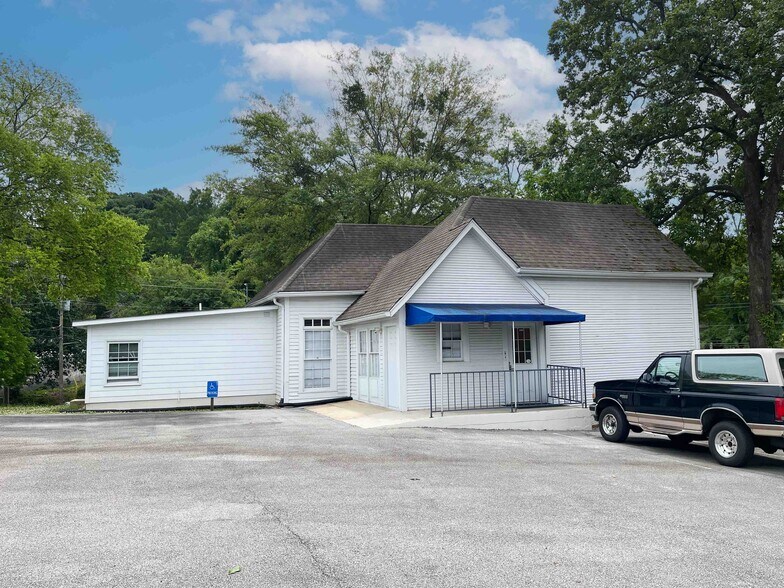 More Photos Of 1923 14th Ave S, Birmingham Office Residential For Sale