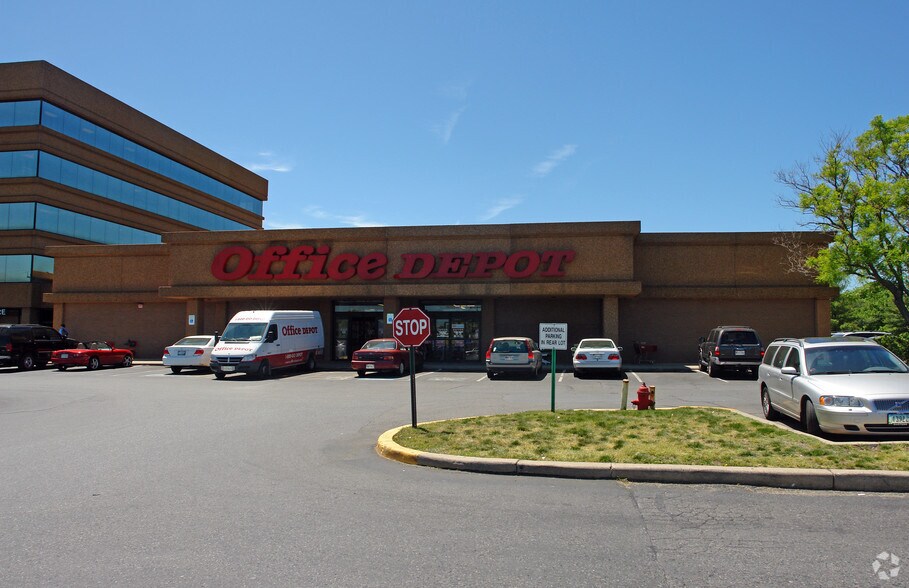 More Photos Of 11130 New Hampshire Ave, Silver Spring Freestanding For Lease