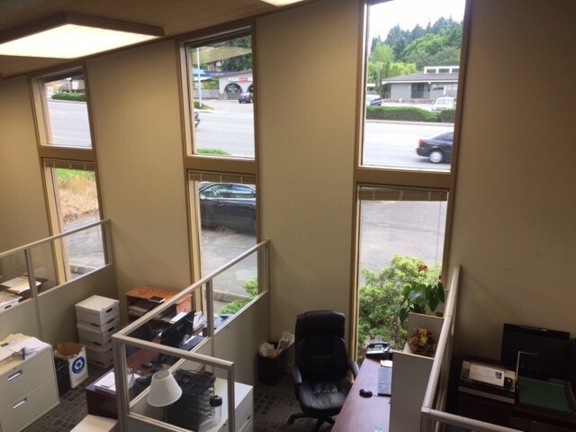 More Photos Of 3330 Kitsap Way, Bremerton Office For Lease